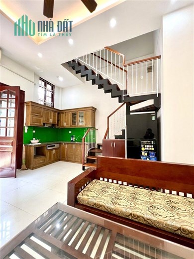 Siêu Phẩm Dân Xây Ngọc Thụy 45m2, mặt tiền hơn 4m, nhỉnh 3 tỷ Long Biên Hà Nội.