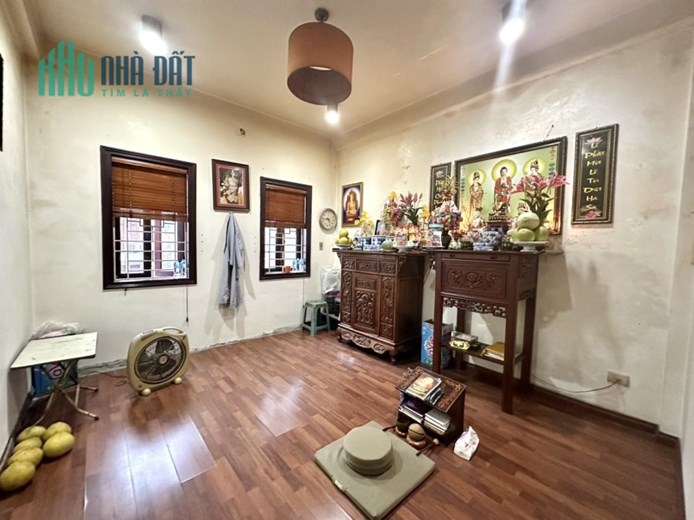 NGÕ THÔNG - NHÀ KTS XÂY CỰC ĐẸP - HAI THOÁNG - 30M RA PHỐ.  41/72T1,  5T, mt 3.7 m, 6.9 tỷ