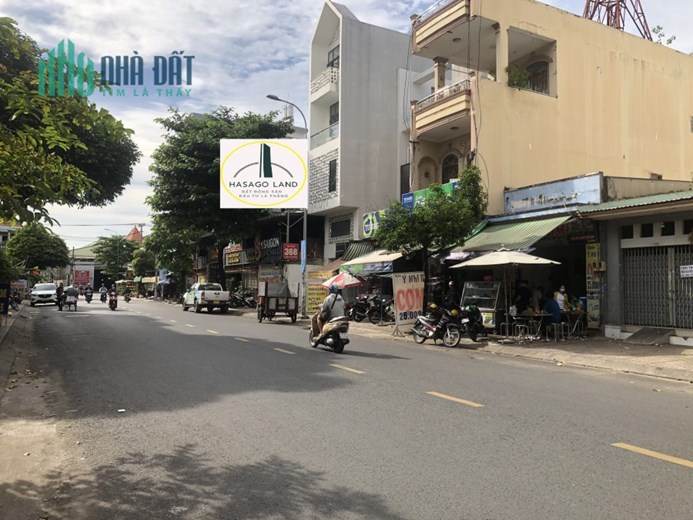 Cho thuê Nhà Mặt Tiền Tân Hương 100m2, 18 triệu,gần Chung Cư
