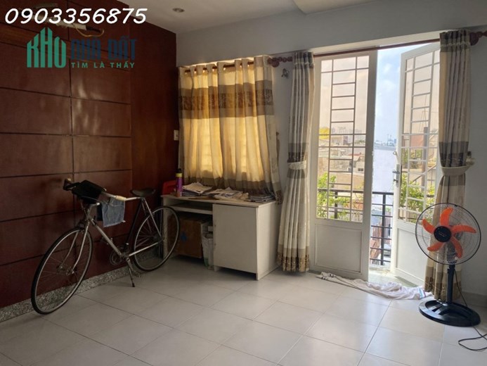 4.85 TỶ-SÁT MẶT TIỀN  NGUYỄN VĂN CỪ GIÁP QUẬN 1-4TẦNG BTCT, VỊ TRÍ ĐỈNH, KHU HIẾM NHÀ BÁN