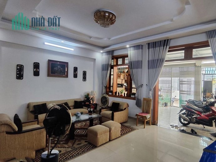 Bán nhà VƯỜN LÀI Phường An phú đông quận 12, 4 tầng, chỉ có 7.x tỷ
