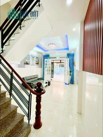 NHÀ MỚI - 4 TẦNG KẾT CẤU BTCT - NGAY NGÃ TƯ 4 XÃ - HƯƠNG LỘ 2 - HẺM  THÔNG 6M - 64M2 - 4x16M - GIÁ
