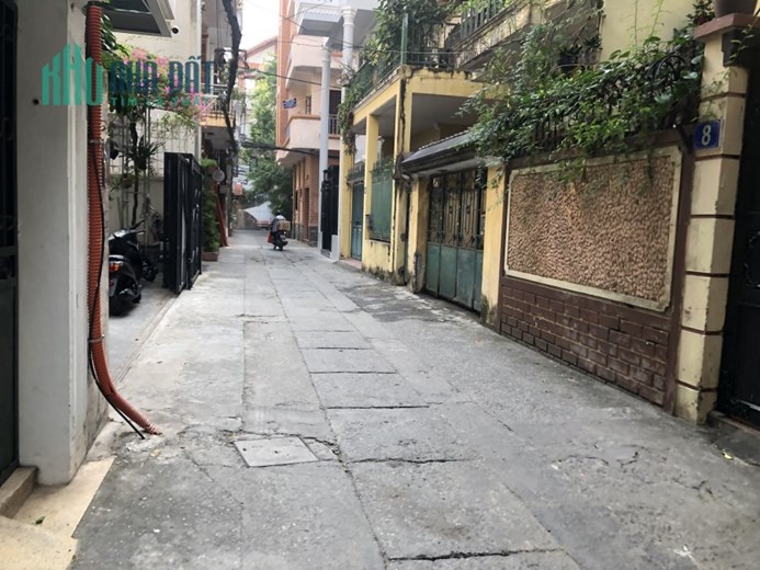 Bán Nhà Phan Văn Trường, Cầu Giấy. YÊN TĨNH VĂN MINH _ Ô TÔ 7 CHỖ VÀO NHÀ. 50m2/12tỷ