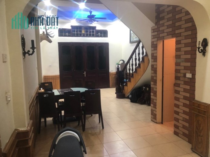 Bán nhà ngõ 134 Lê trọng tấn 46M2, 3 tầng giá 5,3 tỷ