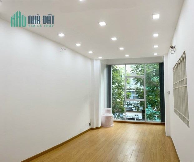 Cho Thuê Mặt Bằng Mặt Tiền Đường Nguyễn Cảnh Chân, Phường Cầu Kho, Quận 1