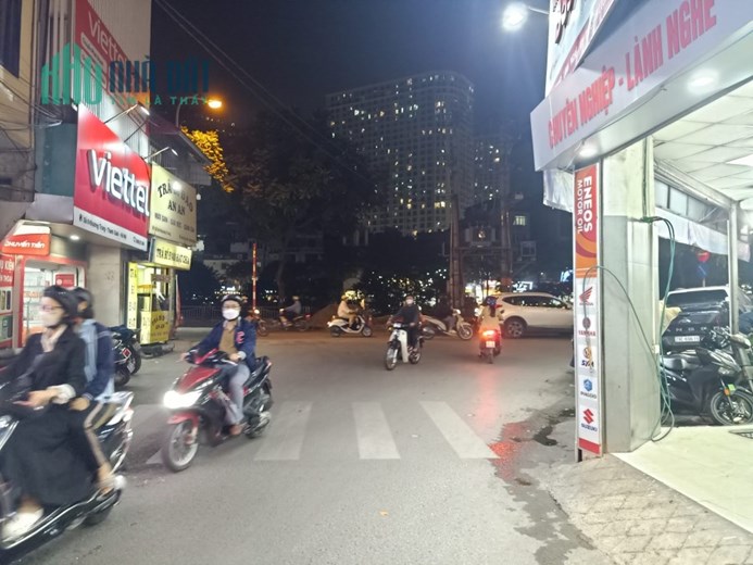 TIN NÓNG O9 2628 5559  Bán nhà Khương Trung 58m², 2 tầng, MT 4.6m, giá 6.6 tỷ Thanh Xuân