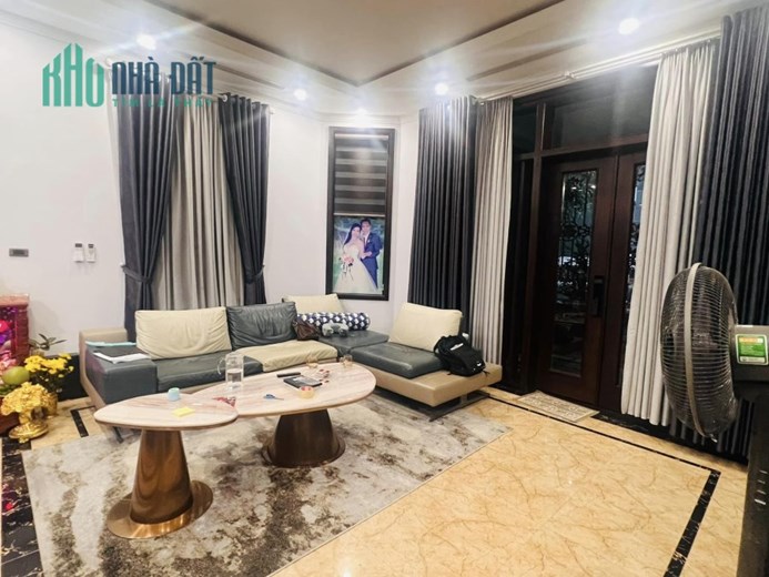 Nhà đẹp Phố Vọng, Đồng Tâm, ở thoáng oto tránh, 128m2x 4t, mặt tiền: 10m, 30 tỷ