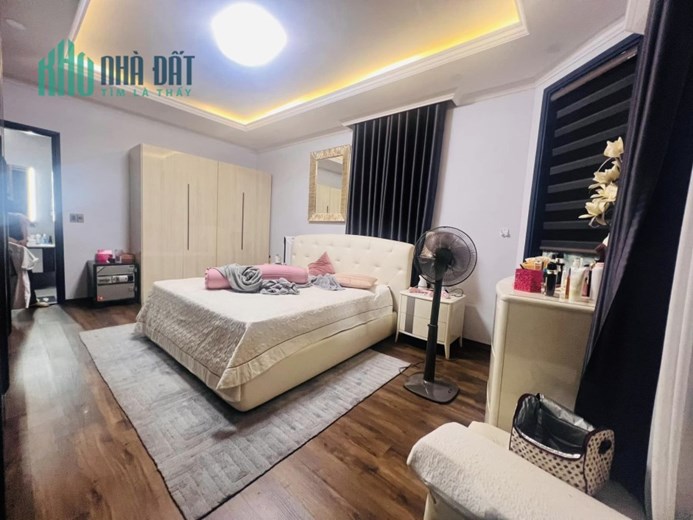 Nhà đẹp Phố Vọng, Đồng Tâm, ở thoáng oto tránh, 128m2x 4t, mặt tiền: 10m, 30 tỷ