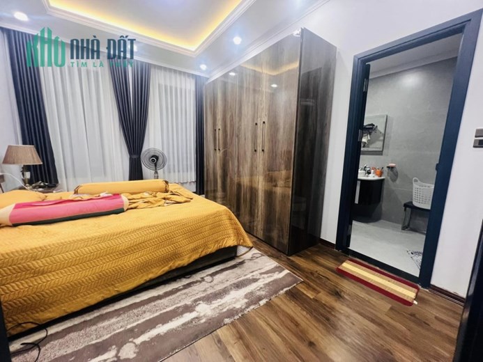 Nhà đẹp Phố Vọng, Đồng Tâm, ở thoáng oto tránh, 128m2x 4t, mặt tiền: 10m, 30 tỷ