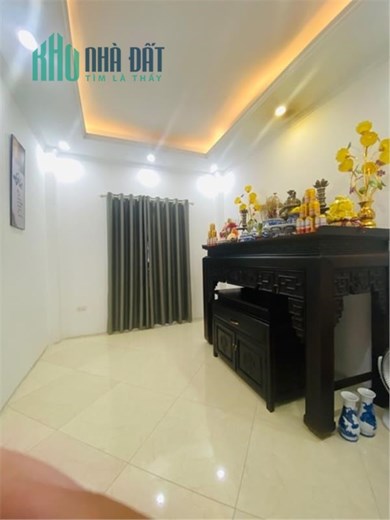 Thanh Am-Thượng Thanh 
bán nhà  38m  4 tầng  Giá chỉ 3.4 tỷ