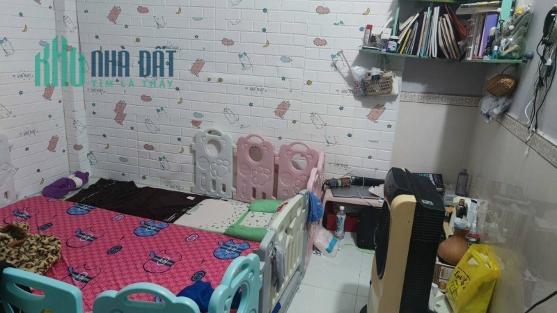 Nhà Gấp Bán HXH 7 Chỗ Gần Ngã 4 Thủ Đức, 50m2, Sổ Riêng, Ngang Khủng 5.7m, Hiệp Phú Thủ Đức , Chỉ 4