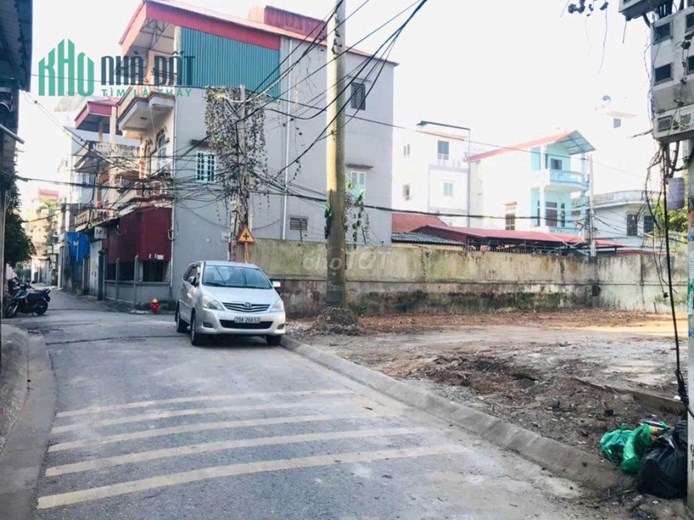 15TỶ-PHÂN LÔ - Ô TÔ TRÁNH -3 THOÁNG - MẶT TIỀN CỰC RỘNG-