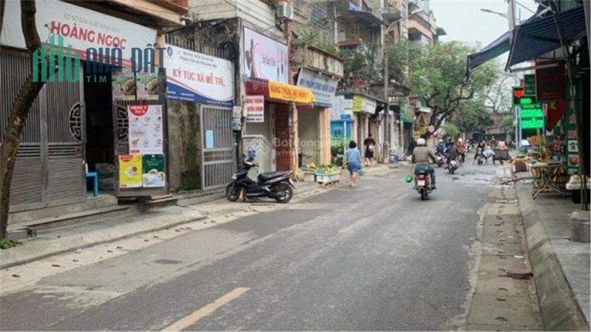 15TỶ-PHÂN LÔ - Ô TÔ TRÁNH -3 THOÁNG - MẶT TIỀN CỰC RỘNG-