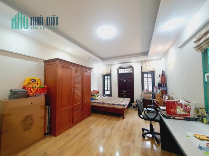Bán nhà phố Xã Đàn 45m lô góc nhà đẹp nội thất xịn giá 5 tỷ