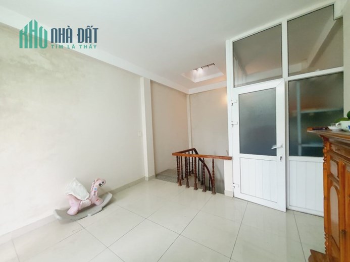 Bán nhà phố Xã Đàn 45m lô góc nhà đẹp nội thất xịn giá 5 tỷ