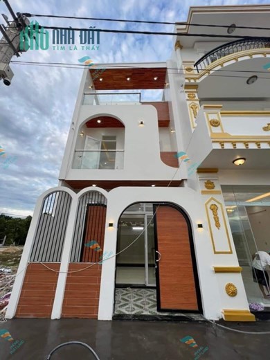 Bán căn nhà mặt tiền đường Khu vực 8- Trần Quang Diệu- Phú Tài. TP quy nhơn