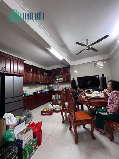 Bán Nhà Hai Bà Trưng - PL Kim Ngưu, 12.2 tỷ, 97m2, mặt tiền 6m, Oto vào nhà, 2 thoáng, Thang máy.