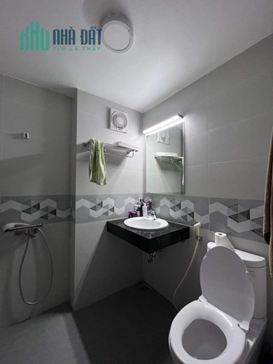 Bán Nhà Hai Bà Trưng - PL Kim Ngưu, 12.2 tỷ, 97m2, mặt tiền 6m, Oto vào nhà, 2 thoáng, Thang máy.