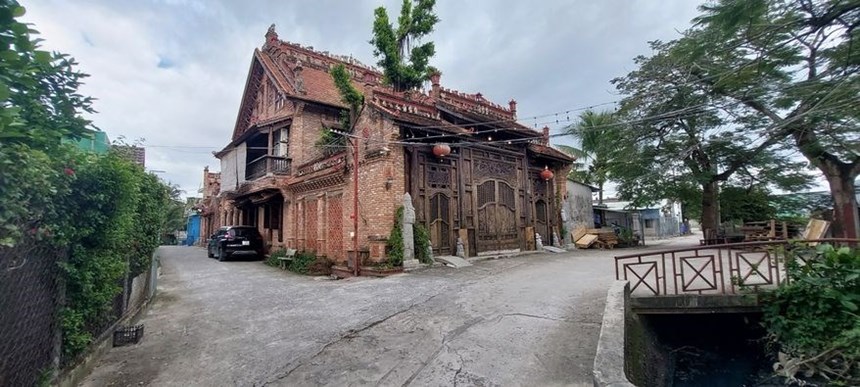 BIỆT THỰ - HOÀNG GIA ĐỘC NHẤT VÔ NHỊ TẠI BÌNH DƯƠNG - GIÁP THỦ ĐỨC BÁN NHÀ TẶNG 300M2 ĐẤT DUY NHẤT