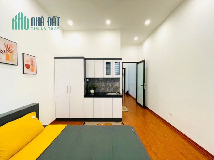 CCMN 9 PHÒNG KHÉP KÍN, FULL ĐỒ, CẠNH ĐH THĂNG LONG 

45m x 5 tầng, giá 5,95 tỷ