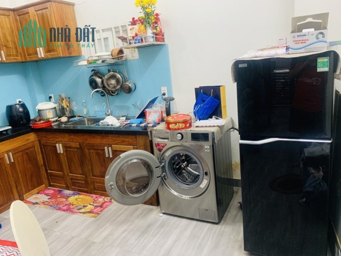 PHẠM VĂN ĐỒNG - 3 TẦNG BTCT KIÊN CỐ - NHÀ ĐẸP Ở NGAY - CHỈ 3 TỶ NHỈNH.