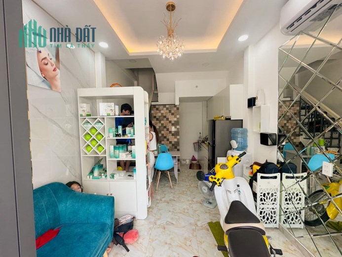 Mặt tiềnHXH  kinh doanh DTSD 40M2, 2pn,2wc, Độc quyền hiếm có chỉ 3 tỷ, Bùi Đình Túy Bình Thạnh