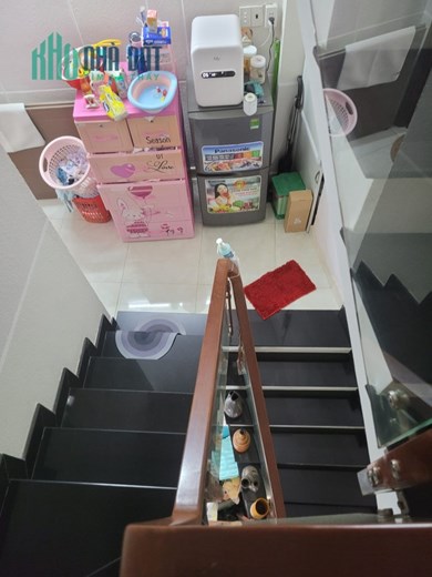 Bán gấp giảm 400 triệu, nhà sát mặt tiền Đinh Bộ Lĩnh, 41m2, vào ở ngay, chỉ còn 6 tỷ