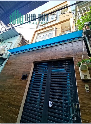 PHẠM VĂN ĐỒNG - 3 TẦNG BTCT KIÊN CỐ - NHÀ ĐẸP Ở NGAY - CHỈ 3 TỶ NHỈNH.