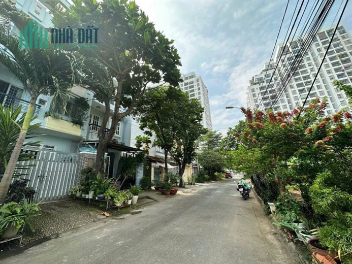 Bán nhà 1Trệt 2Lầu đường 23, Hiệp Bình Chánh, Gần chung cư Opal Riverside