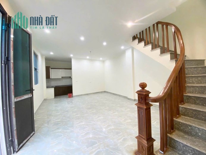 Giảm giá sốc căn nhà lô góc 2 tầng 36m phường Phú Lương - Hà Đông
 Ngõ thông thoáng, xe 5 tạ vào