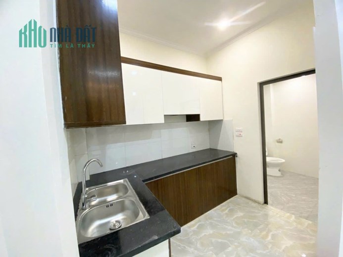 Giảm giá sốc căn nhà lô góc 2 tầng 36m phường Phú Lương - Hà Đông
 Ngõ thông thoáng, xe 5 tạ vào