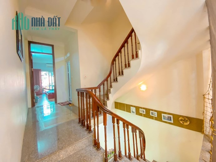 Bán nhà phố Chùa Bộc 50m phân lô xây kiên cố chắc chắn
