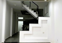 Cho thuê nhà 1T2L 4pn hẻm 6m đường 30 Linh Đông