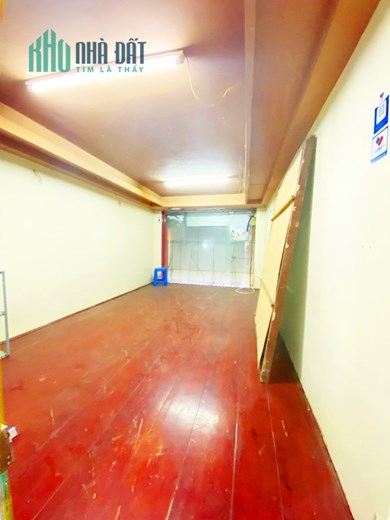 Cần Cho thuê Văn Phòng làm việc tại 322 Xã Đàn, Giá 6 triệu/phòng, Sàn 50m2