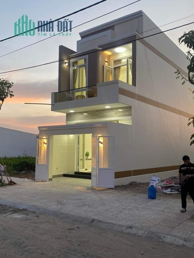 Cần Bán NHà 1 TRệt 1 Lầu PHường TRường AN TPVL