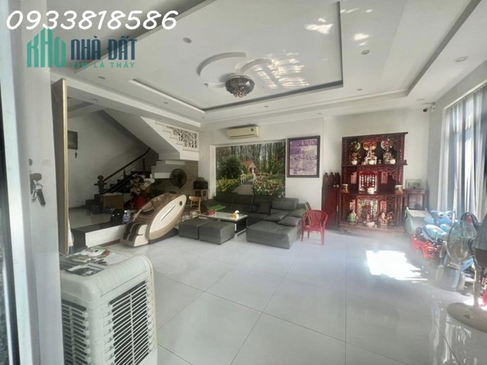 Hẻm ô tô tải Đường Tân Hòa Đông, KP5, Bình Trị Đông, Bình TÂN, 200m2, 12 x17, biệt thự 3 tầng, Giá