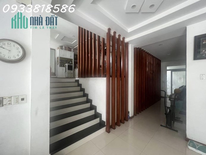 Hẻm ô tô tải Đường Tân Hòa Đông, KP5, Bình Trị Đông, Bình TÂN, 200m2, 12 x17, biệt thự 3 tầng, Giá