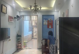 BÁN GẤP căn nhà HXH đỗ cửa CMT8 Q10, cách mặt tiền đường 50m giá chỉ 8.2tỷ