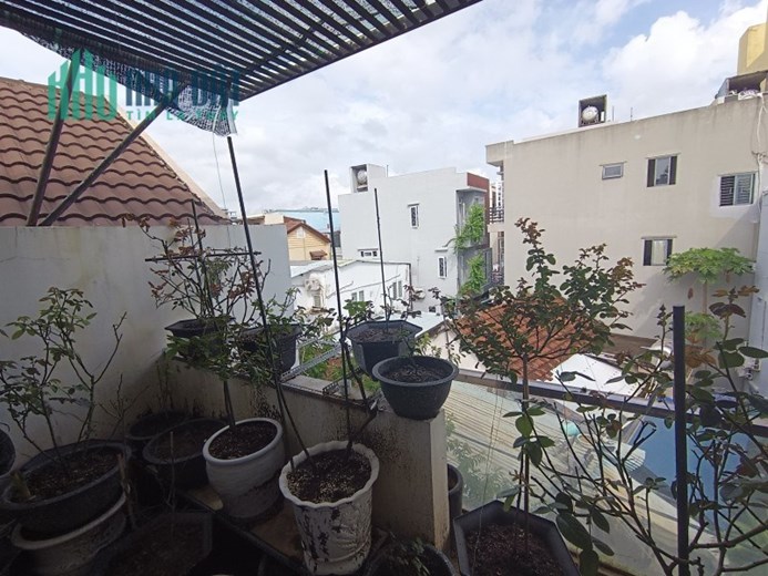► Nhà sau lưng Mặt Tiền Núi Thành, 62m2 3 mê đẹp, kiệt rộng thông, dưới 4 tỷ