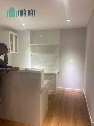💥 Bán Căn Hộ Kingston 2 Phòng Ngủ 80m2 Tiện Nghi Y Hình #4.65 Tỷ Tel 0942811343 Tony Xem Nhà Ngay