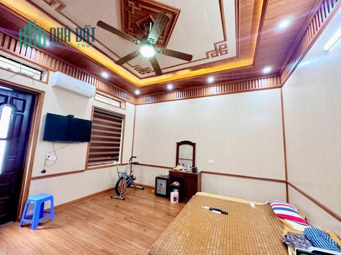 Siêu Hiếm Nhà 3 Tầng-Lô Góc-Gara Ô Tô-View Công Viên-Nguyên Khê-Đông Anh-DT 110m²-MT 5m-Nhỉnh 5 tỷ