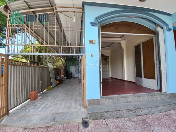 Chính chủ cần cho thuê tầng trệt nhà 2 mặt tiền khu A75 sân bay làm văn phòng
