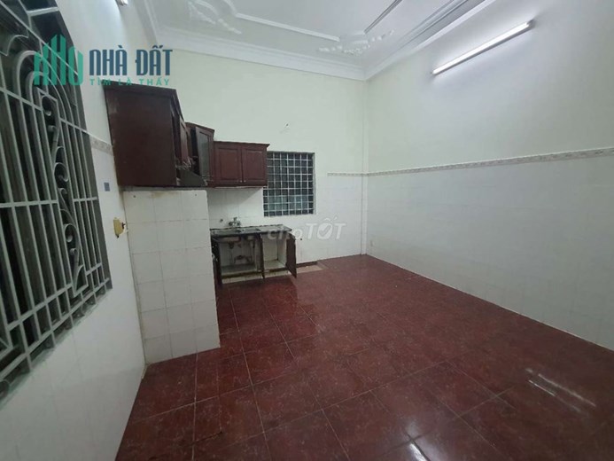 Chính chủ cần cho thuê tầng trệt nhà 2 mặt tiền khu A75 sân bay làm văn phòng