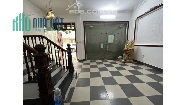 Chính chủ bán nhà phân lô mặt ngõ rộng 2 xe tải tránh nhau, đường Chiến Thắng Hà Đông