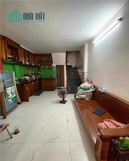 ♪ Sát Mặt Tiền Núi Thành, 2 mặt kiệt, 40m2, 3 tầng đẹp, nhỉnh 2 tỷ