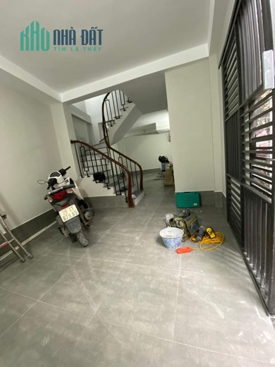 Bán chung cư MiNi Q.Đống Đa, Khâm Thiên 5.55 tỷ 39m2, 9 phòng, dòng tiền 50tr/ tháng