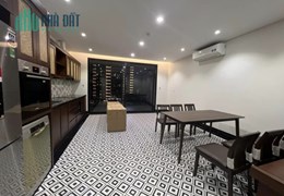 Bán tòa nhà 7 tầng thang máy phố Xuân Diệu, Tây Hồ, dòng tiền 1 tỷ7 /năm, 119m, 37 tỷ.