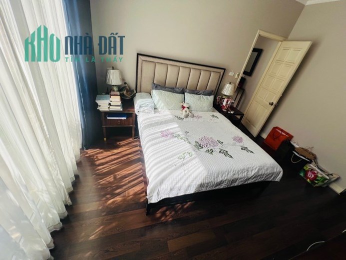 Bán nhà Âu Cơ - bên Tây Hồ - TTTM Lotte - ngõ nông ô tô vào - 52m2 x 6 tầng - 8 ngủ - ở luôn