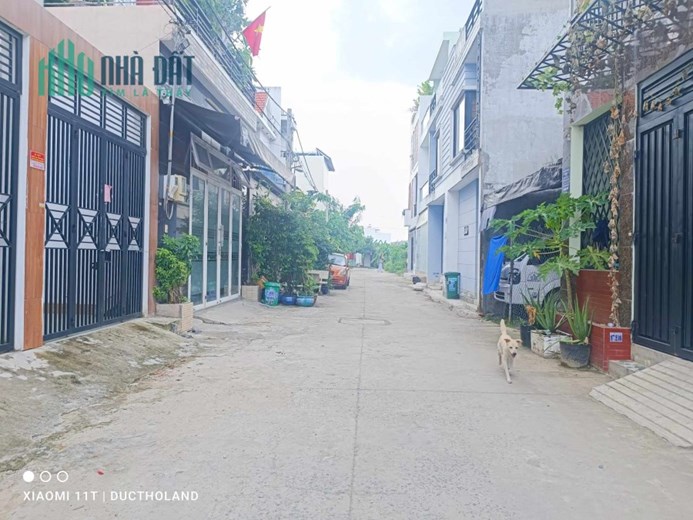 Kẹt bán có giá tốt cho đầu tư mua nhà 6x42m nhỉnh 23tr/m2, HXT TX43, Quận 12