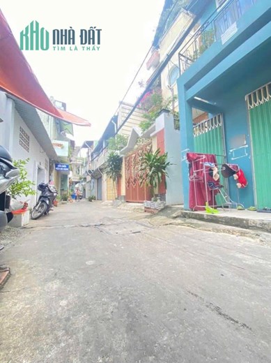 Nhà bán Nguyễn Kiệm, 5.5x11m, Hẻm xe hơi thông, cấp 3 chỉ 4.95 tỷ TL